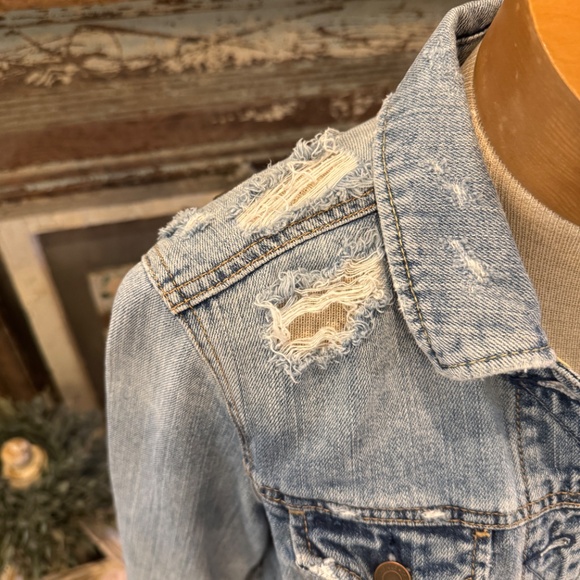 AMERICAN EAGLE Denim SOUTHWESTERN AZTEC Embroidered DISTRESSED JEAN Jacket Coat - Picture 5 of 10